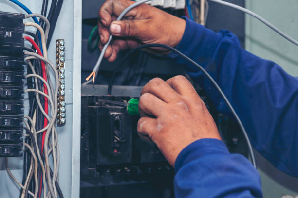 Best Electrical Contractors for Businesses  in Hicksville, NY